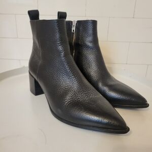 Everlane the boss boot size 8 leather ankle boots